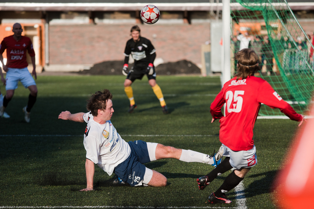 28.4.2011 - (HIFK -FC Viikingit)