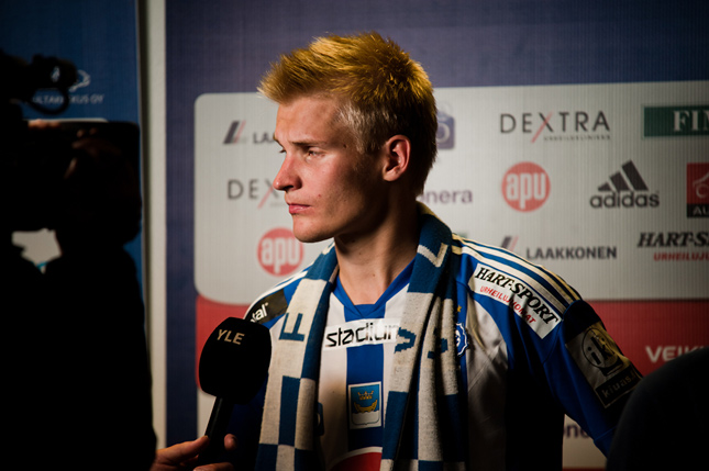 12.8.2011 - (HJK-FC Honka)