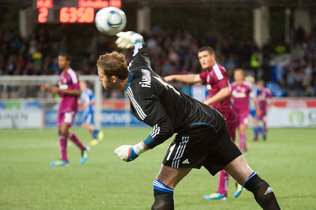 18.8.2011 - (HJK-Schalke 04)