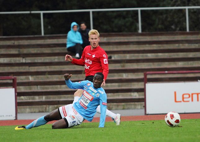 22.8.2011 - (FC PoPa-HIFK )