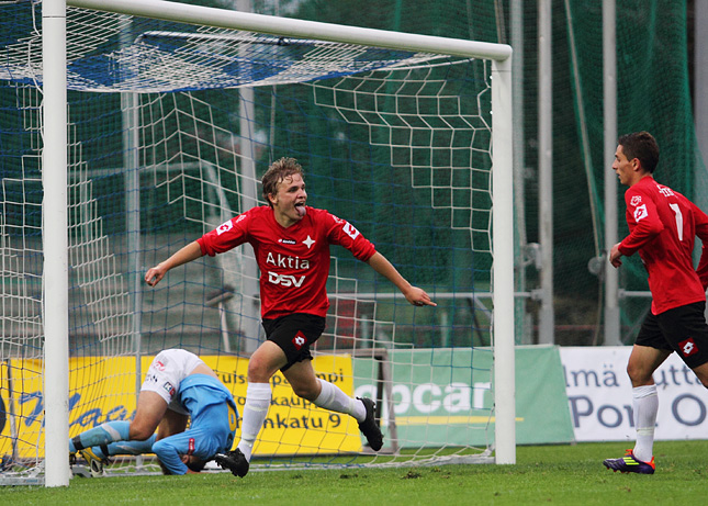 22.8.2011 - (FC PoPa-HIFK )