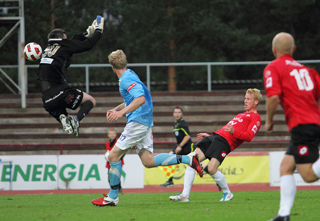 22.8.2011 - (FC PoPa-HIFK )