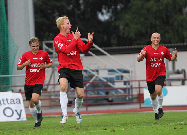 22.8.2011 - (FC PoPa-HIFK )