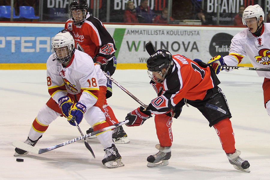 8.10.2011 - (Ässät A-Jokerit A)