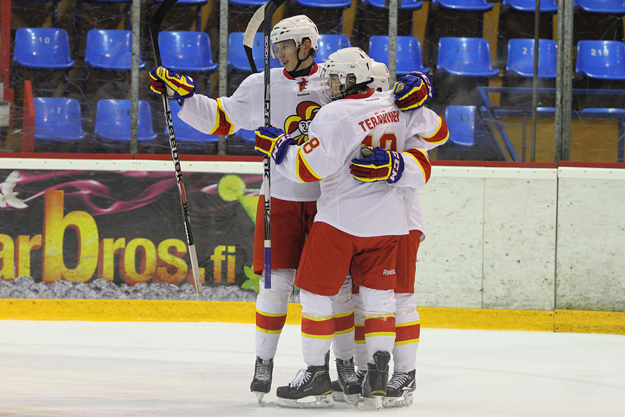 8.10.2011 - (Ässät A-Jokerit A)