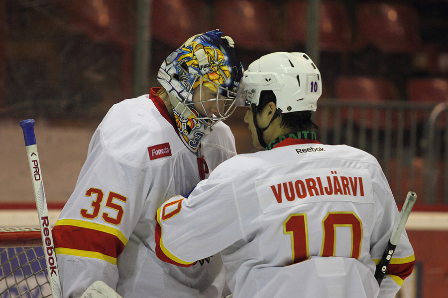 18.1.2012 - (Ässät A-Jokerit A)