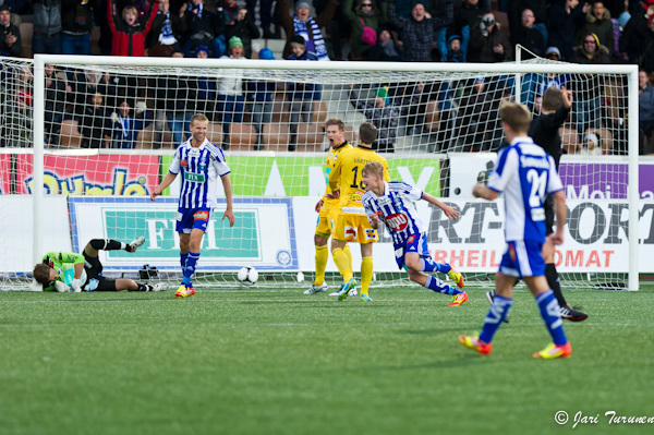 15.4.2012 - (HJK-IFK Mariehamn)