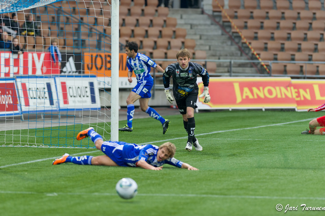 19.5.2011 - (HJK-FF Jaro)