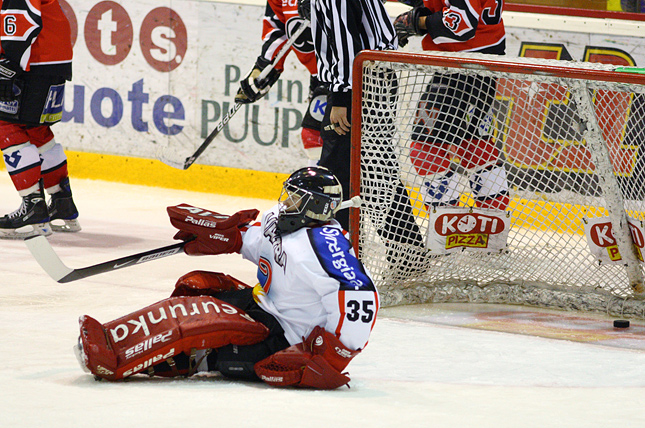 25.11.2009 - (Ässät A-JYP A)