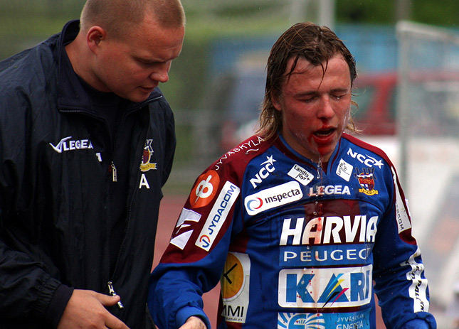 23.5.2010 - (JJK-FC Honka )