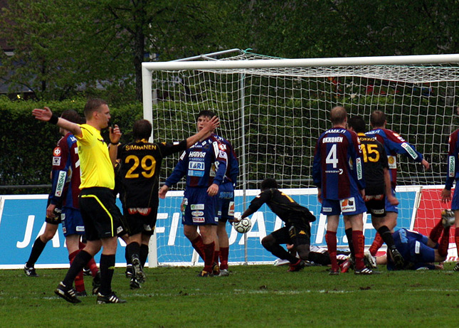 23.5.2010 - (JJK-FC Honka )