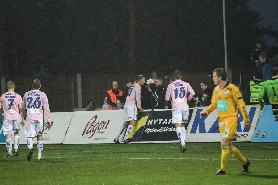 1.10.2012 - (JJK-IFK Mariehamn)