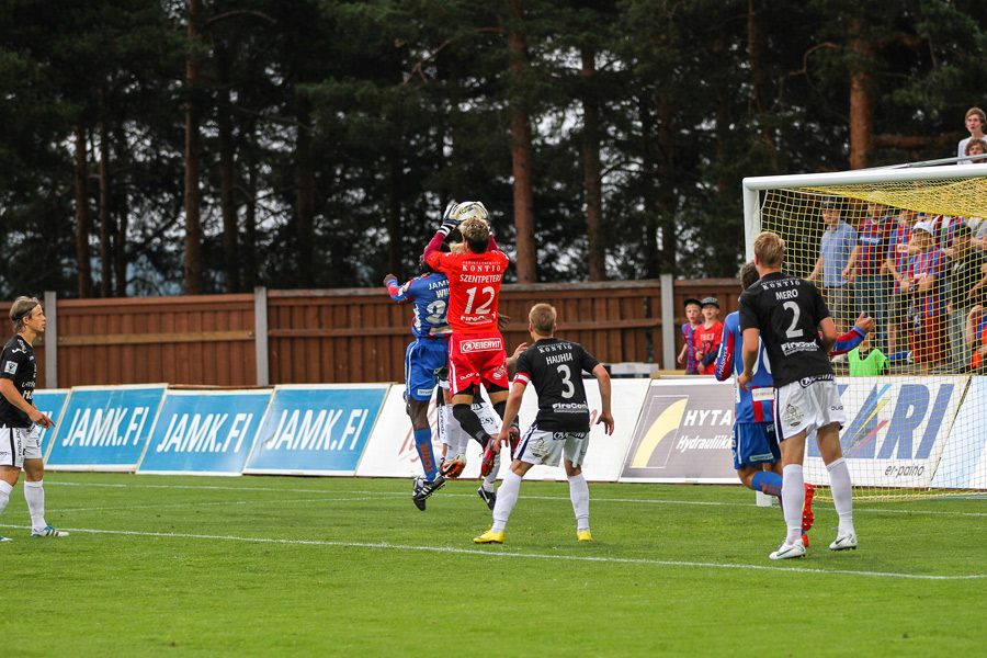 8.7.2012 - (JJK-FC Lahti)