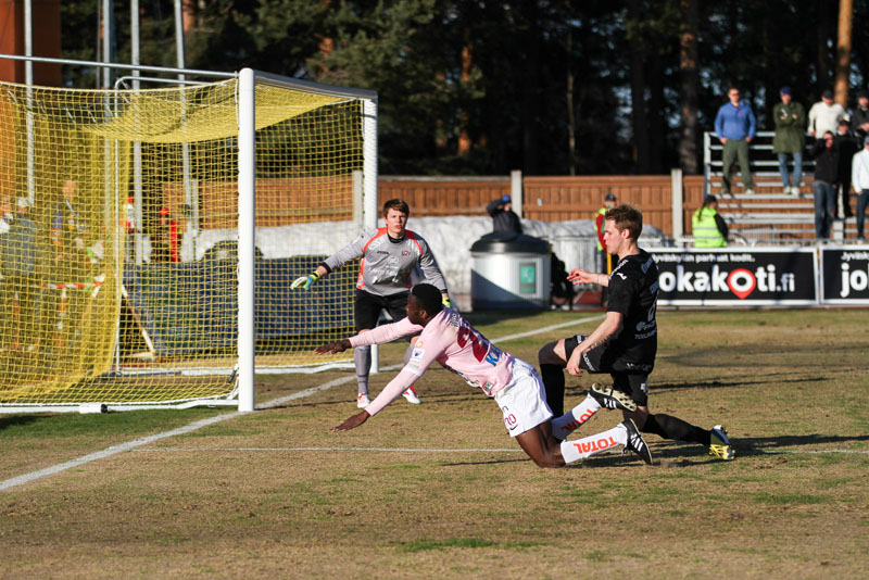 28.4.2013 - (JJK-FC Lahti)