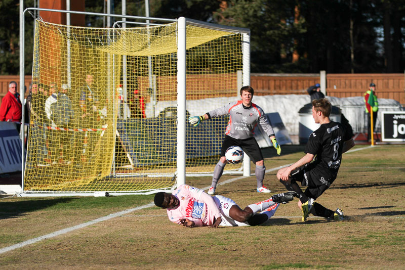 28.4.2013 - (JJK-FC Lahti)