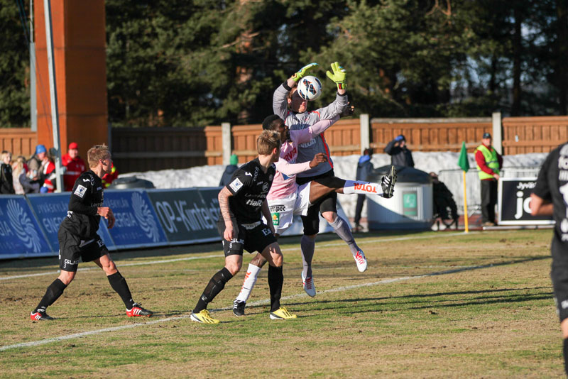 28.4.2013 - (JJK-FC Lahti)