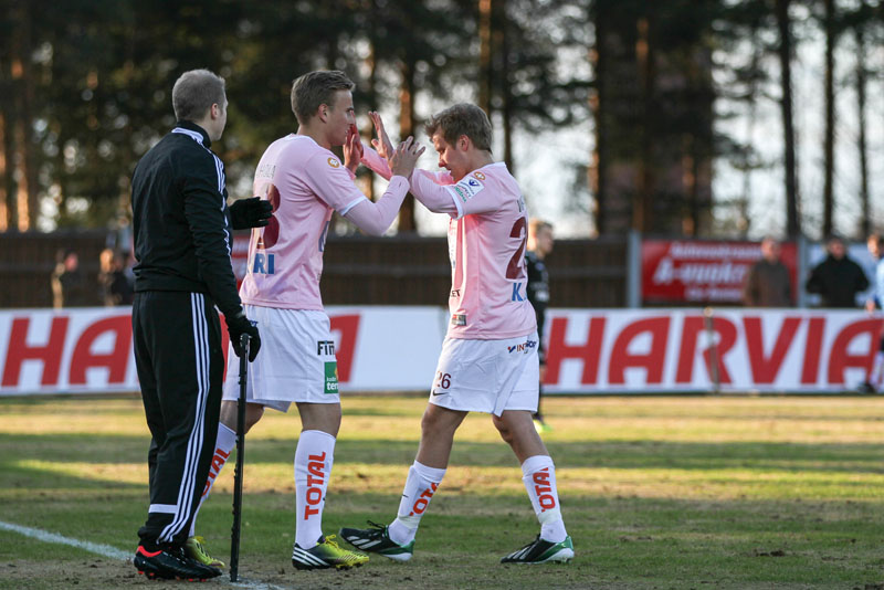 28.4.2013 - (JJK-FC Lahti)