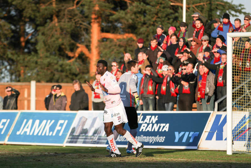 28.4.2013 - (JJK-FC Lahti)