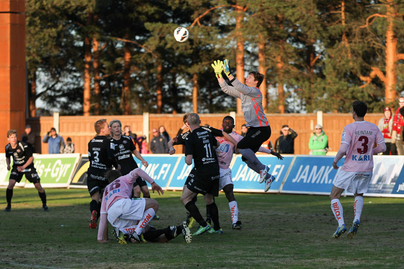 28.4.2013 - (JJK-FC Lahti)