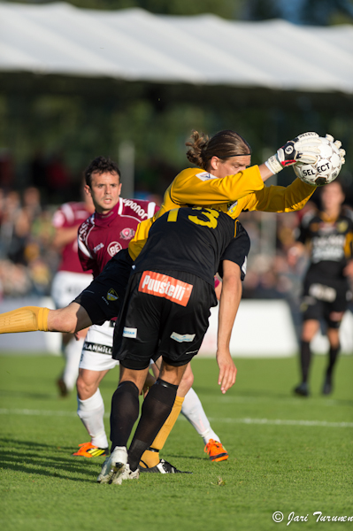 25.6.2012 - (FC Honka-FC Lahti)