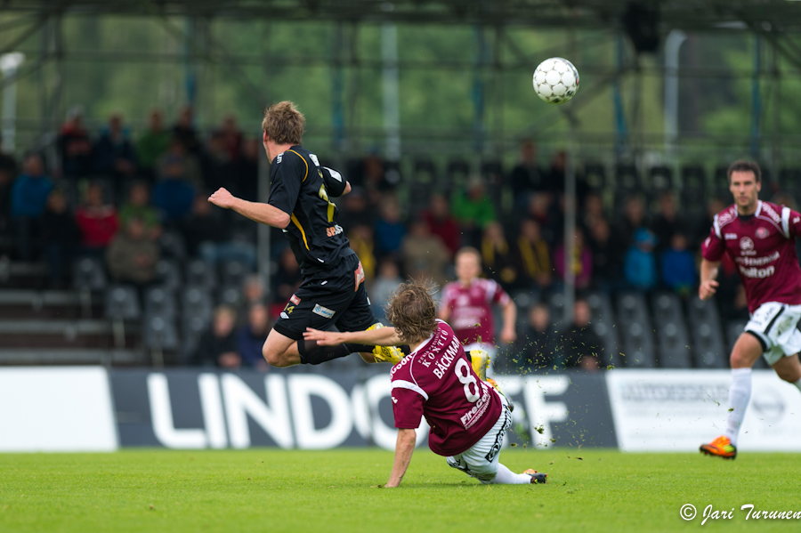 25.6.2012 - (FC Honka-FC Lahti)