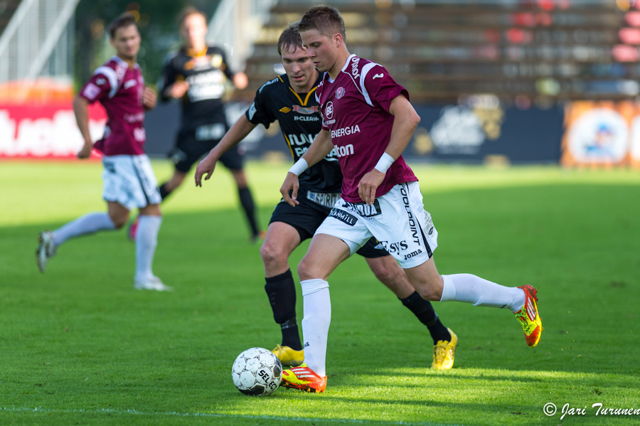 25.6.2012 - (FC Honka-FC Lahti)