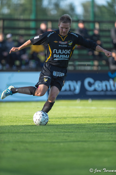 25.6.2012 - (FC Honka-FC Lahti)