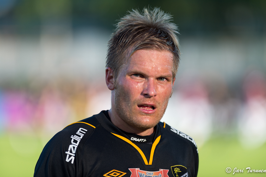 25.6.2012 - (FC Honka-FC Lahti)