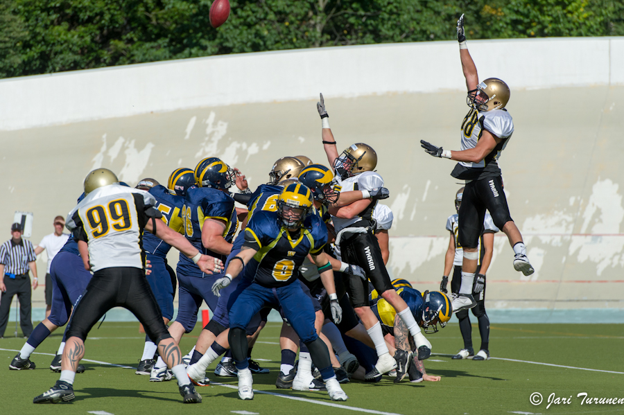 18.08.2012-Wolverines  -  Butchers 18.08.2012-Wolverines  -  Butchers