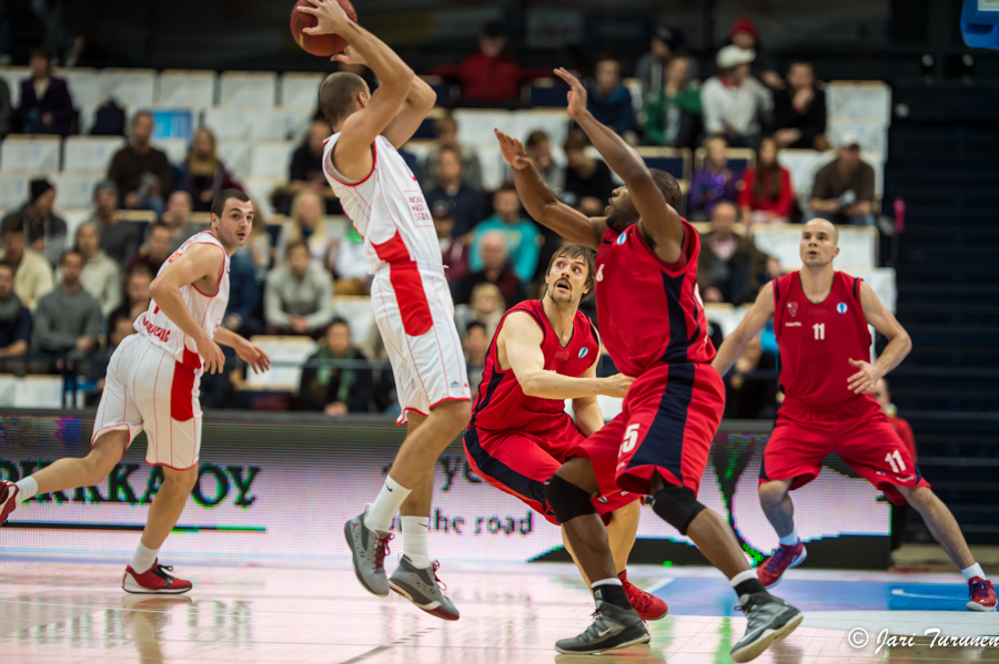 27.11.2013-(Bisons Loimaa - Radnicki Kragujevac )