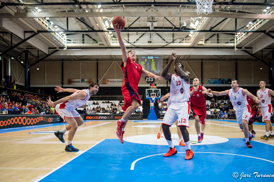 27.11.2013-(Bisons Loimaa - Radnicki Kragujevac )