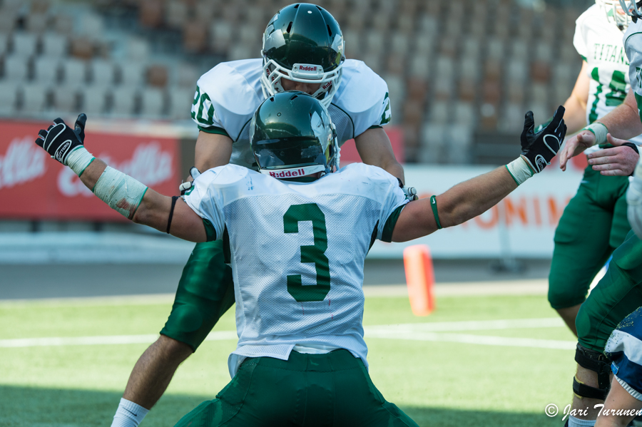 2.6.2013 - (Suomi-Illinois Wesleyan Titans)