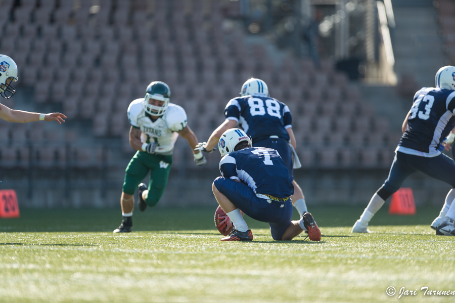 2.6.2013 - (Suomi-Illinois Wesleyan Titans)
