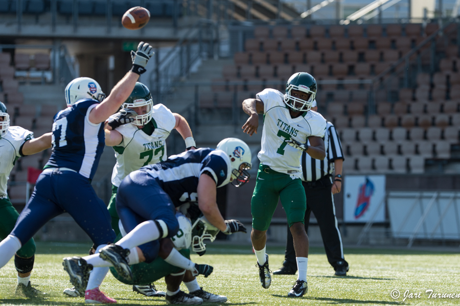 2.6.2013 - (Suomi-Illinois Wesleyan Titans)