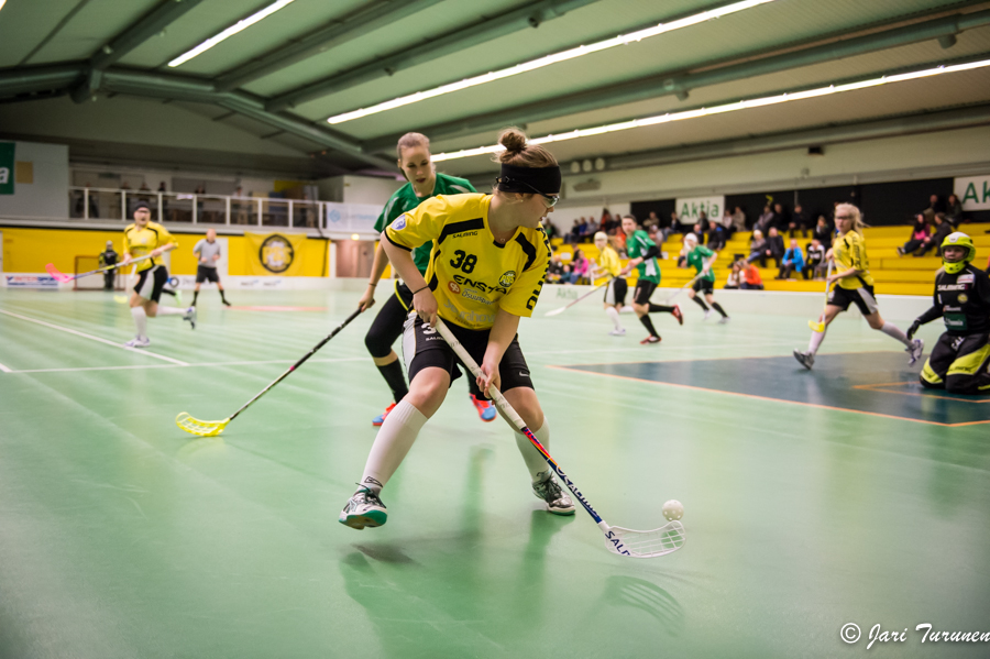 15.03.2014-(PSS B tytöt - OLS B tytöt)