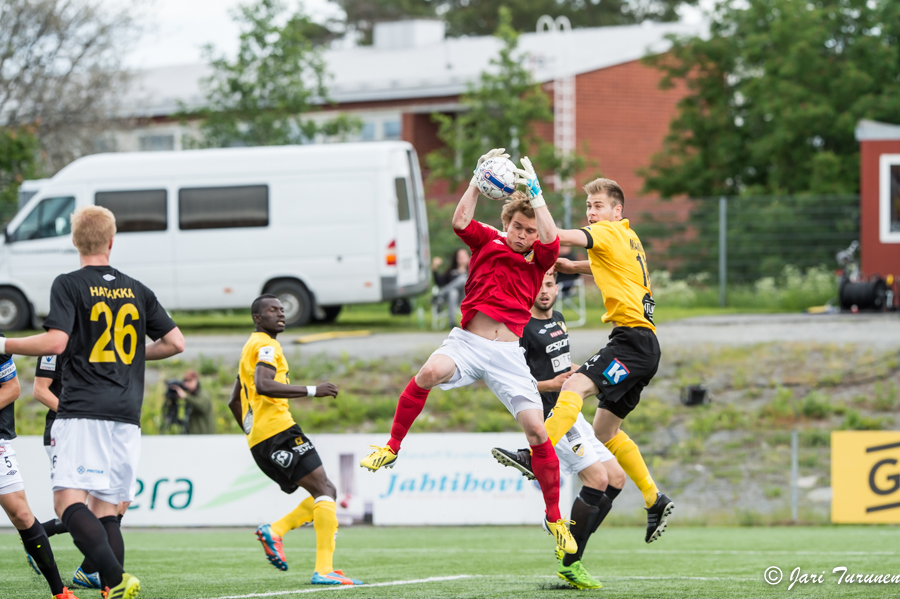 15.6.2014 - (KuPS-FC Honka)