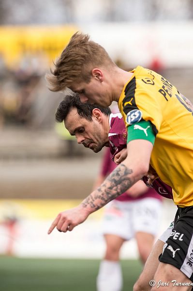 24.4.2016 - (KuPS-FC Lahti)