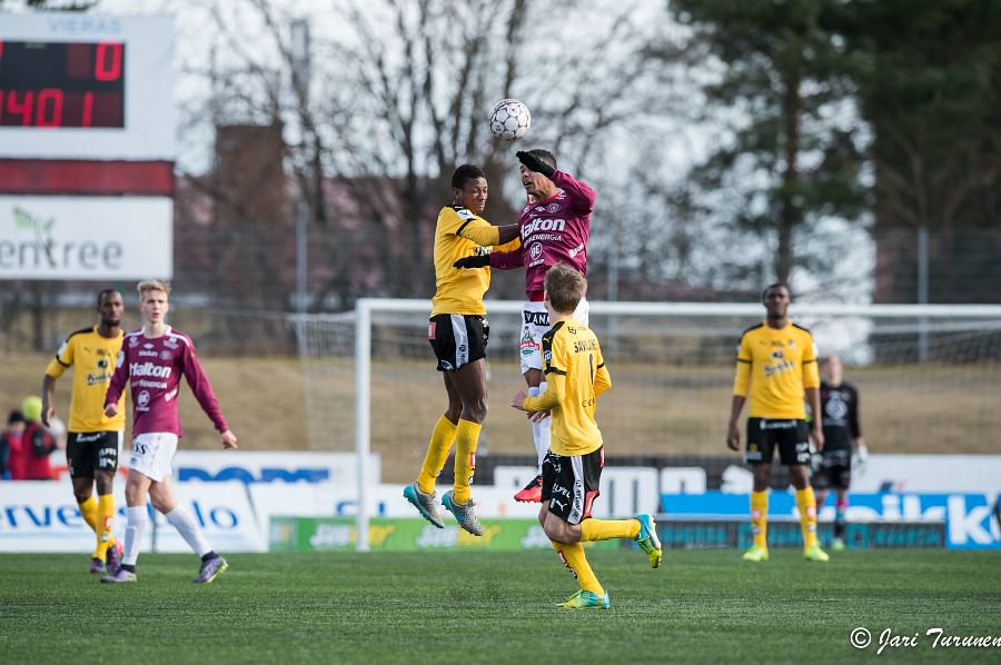 24.4.2016 - (KuPS-FC Lahti)