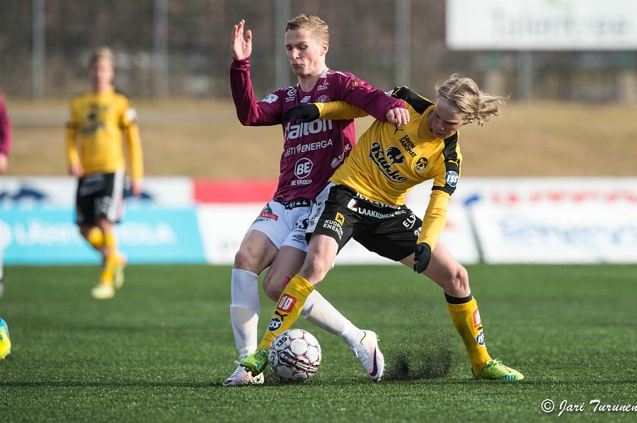 24.4.2016 - (KuPS-FC Lahti)