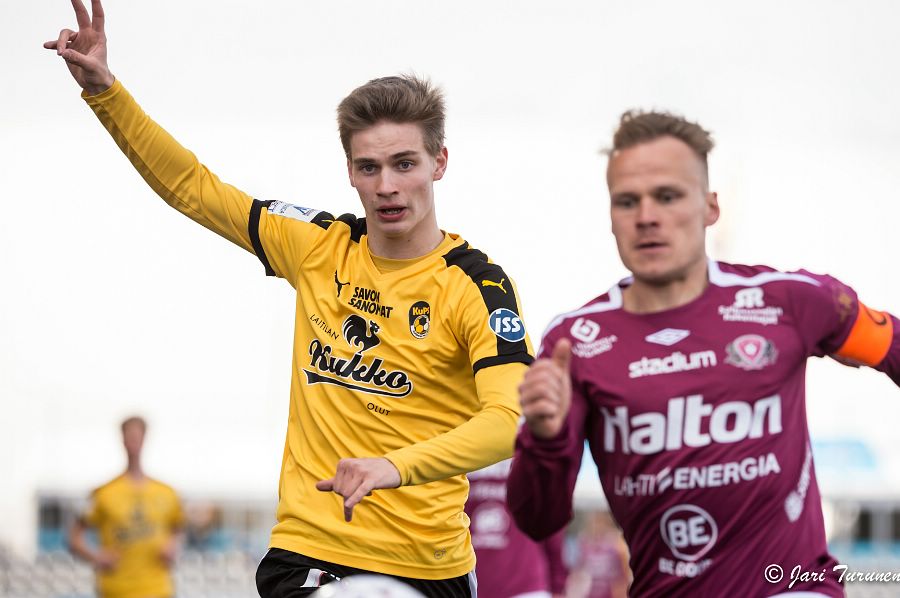 24.4.2016 - (KuPS-FC Lahti)