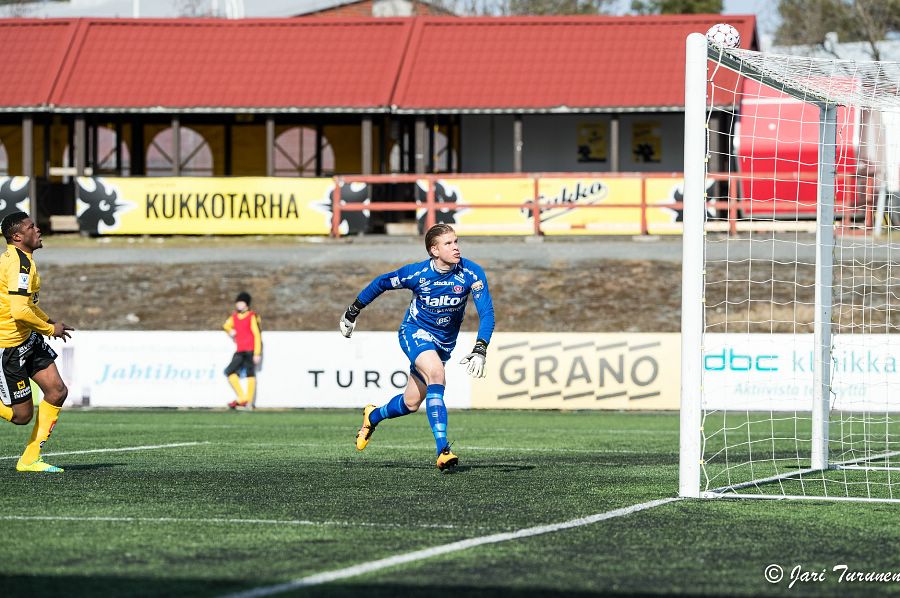 24.4.2016 - (KuPS-FC Lahti)