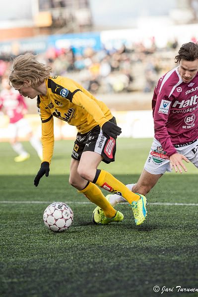 24.4.2016 - (KuPS-FC Lahti)