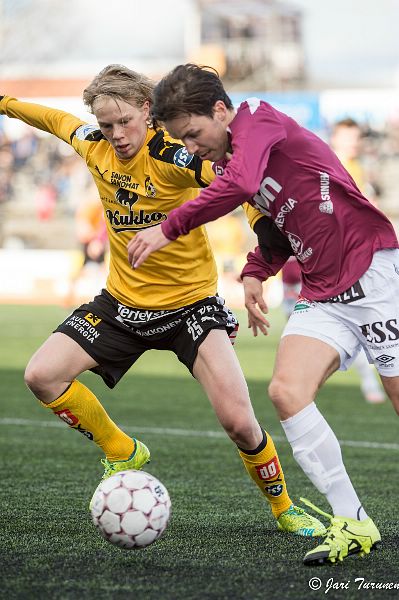 24.4.2016 - (KuPS-FC Lahti)