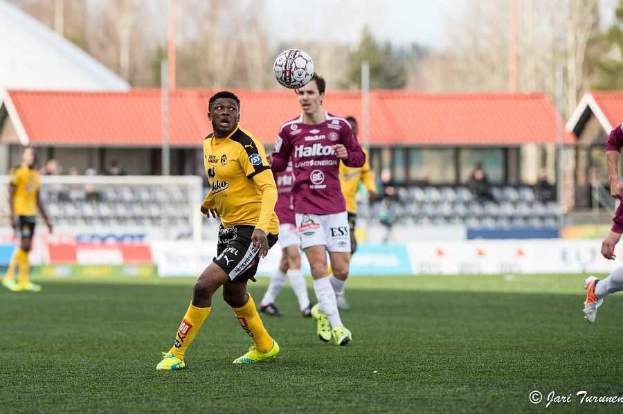 24.4.2016 - (KuPS-FC Lahti)