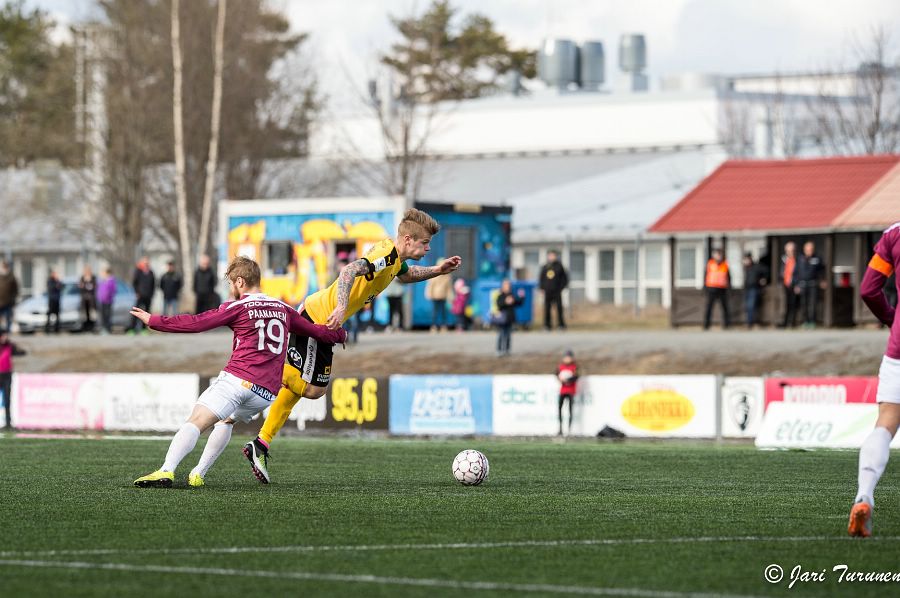 24.4.2016 - (KuPS-FC Lahti)