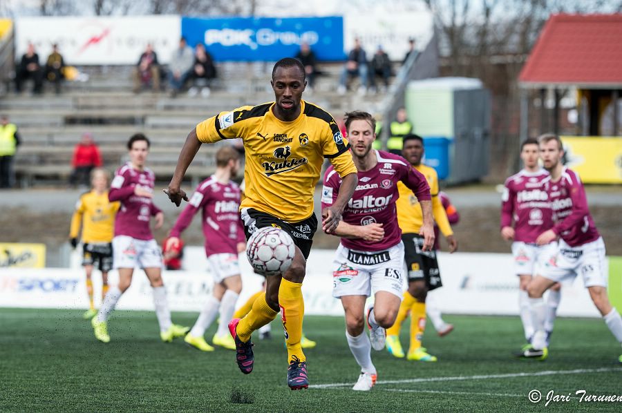 24.4.2016 - (KuPS-FC Lahti)