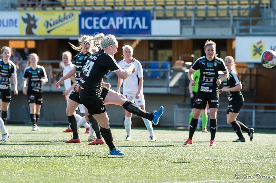 8.5.2016 - (Pallokissat N-FC Honka N)