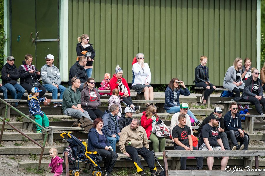 12.6.2016 - (Steelers N-Butchers N)