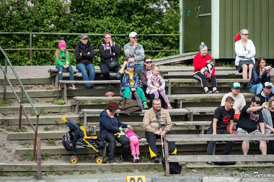 12.6.2016 - (Steelers N-Butchers N)