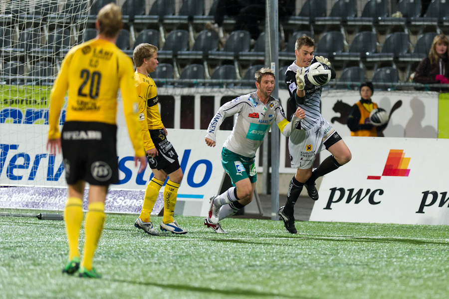 28.9.2011 - (KuPS-IFK Mariehamn)
